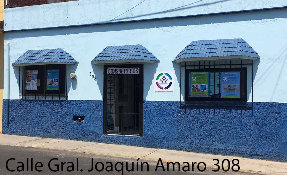 Oaxaca clinica exterior of clinic from Calle Gral Joaquin Amaro